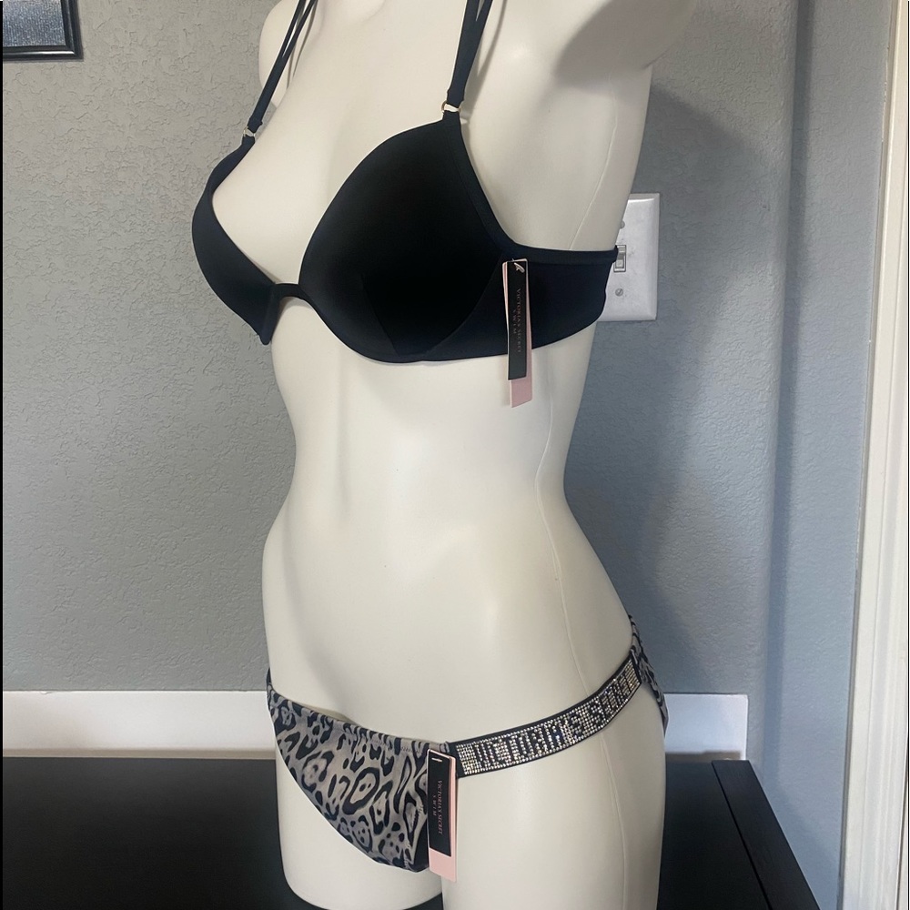 VICTORIA’S SECRET PUSH-UP TOP 34B & MEDIUM BOTTOM